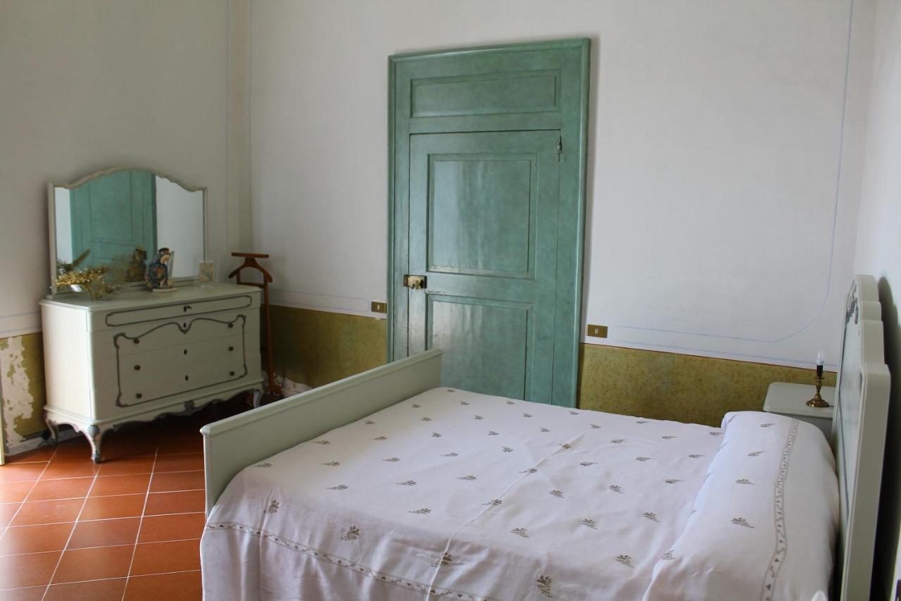 Palazzo Bernardini B & B มาเตรา ภายนอก รูปภาพ