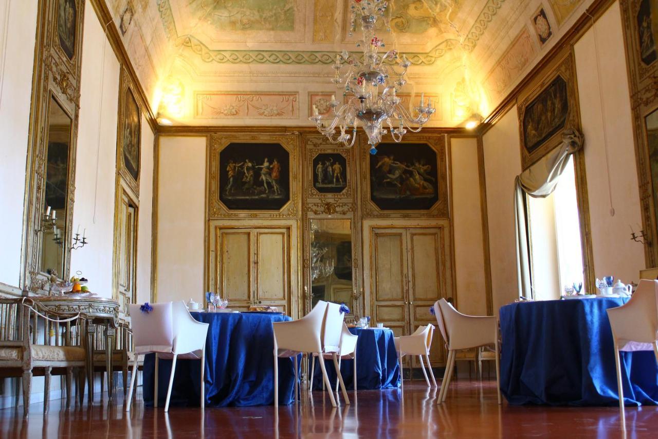 Palazzo Bernardini B & B มาเตรา ภายนอก รูปภาพ