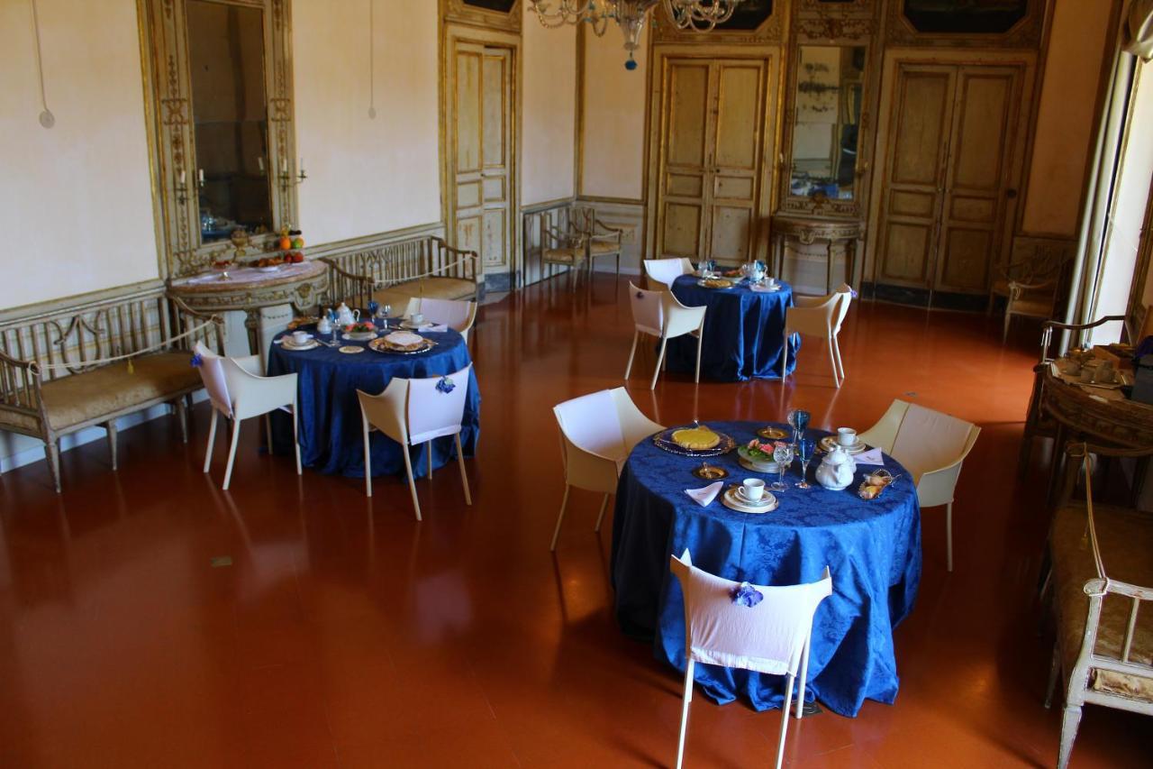 Palazzo Bernardini B & B มาเตรา ภายนอก รูปภาพ