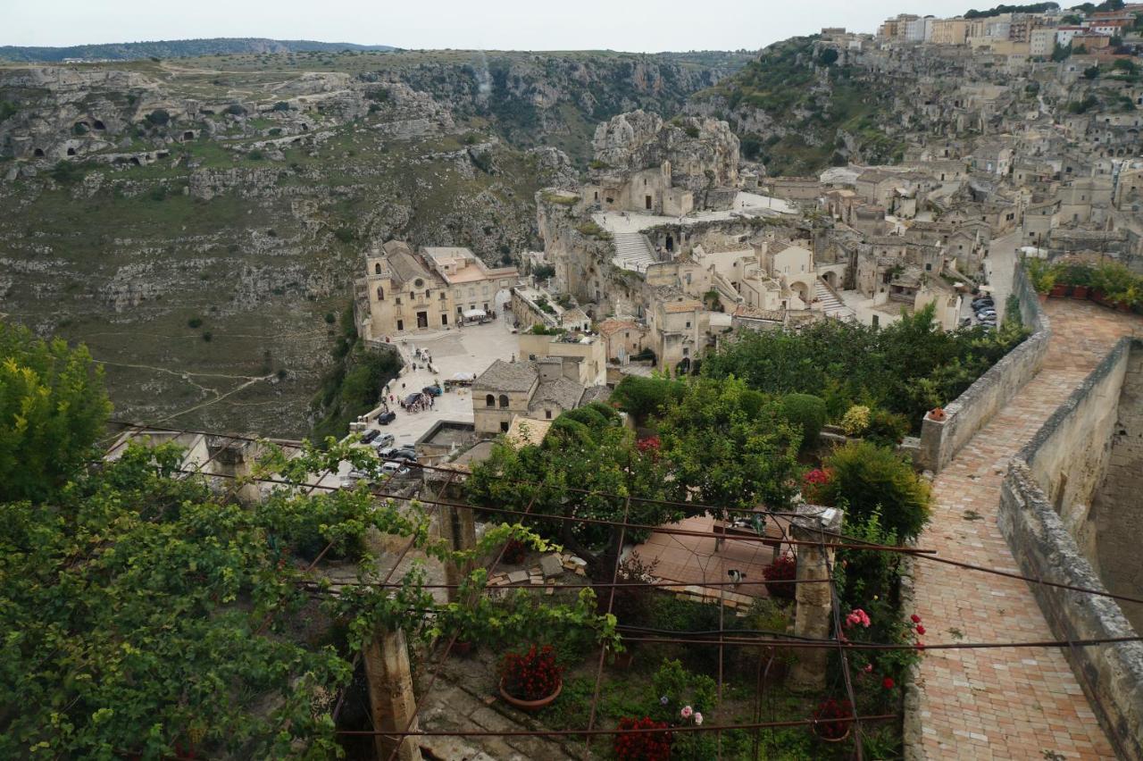 Palazzo Bernardini B & B มาเตรา ภายนอก รูปภาพ