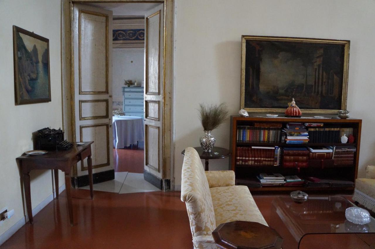 Palazzo Bernardini B & B มาเตรา ภายนอก รูปภาพ