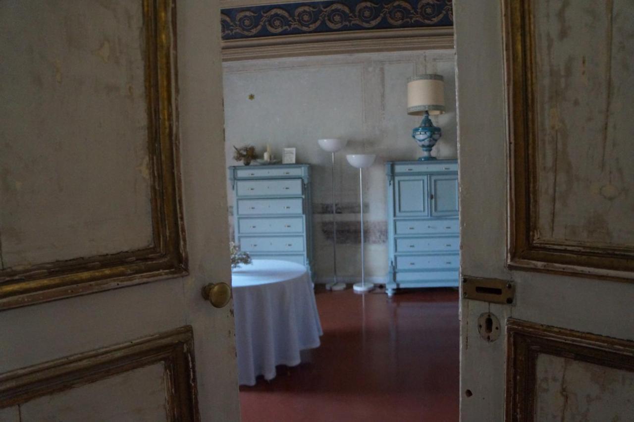 Palazzo Bernardini B & B มาเตรา ภายนอก รูปภาพ