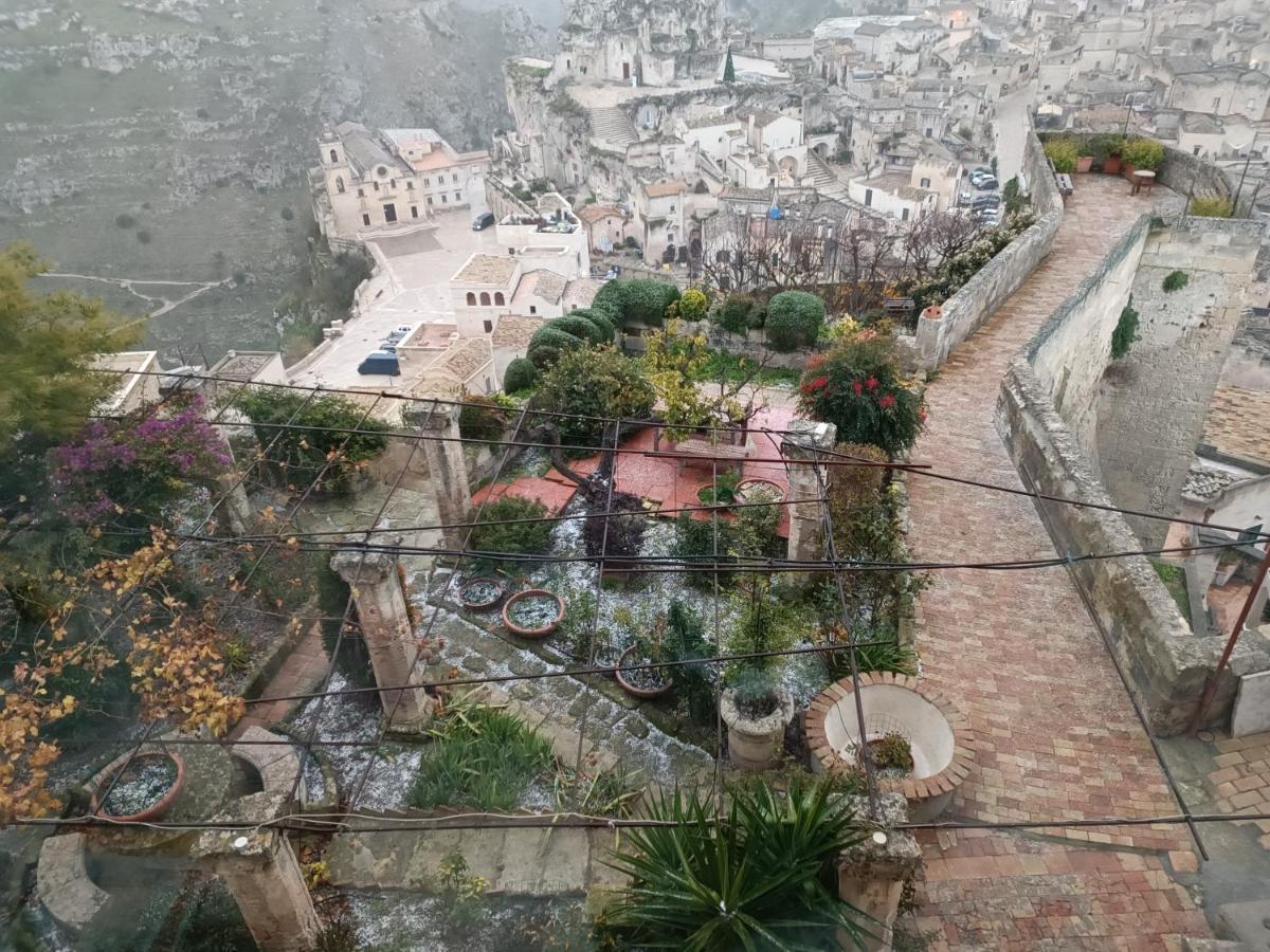 Palazzo Bernardini B & B มาเตรา ภายนอก รูปภาพ