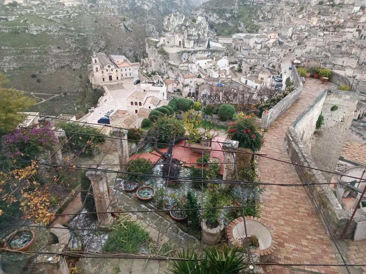 Palazzo Bernardini B & B มาเตรา ภายนอก รูปภาพ