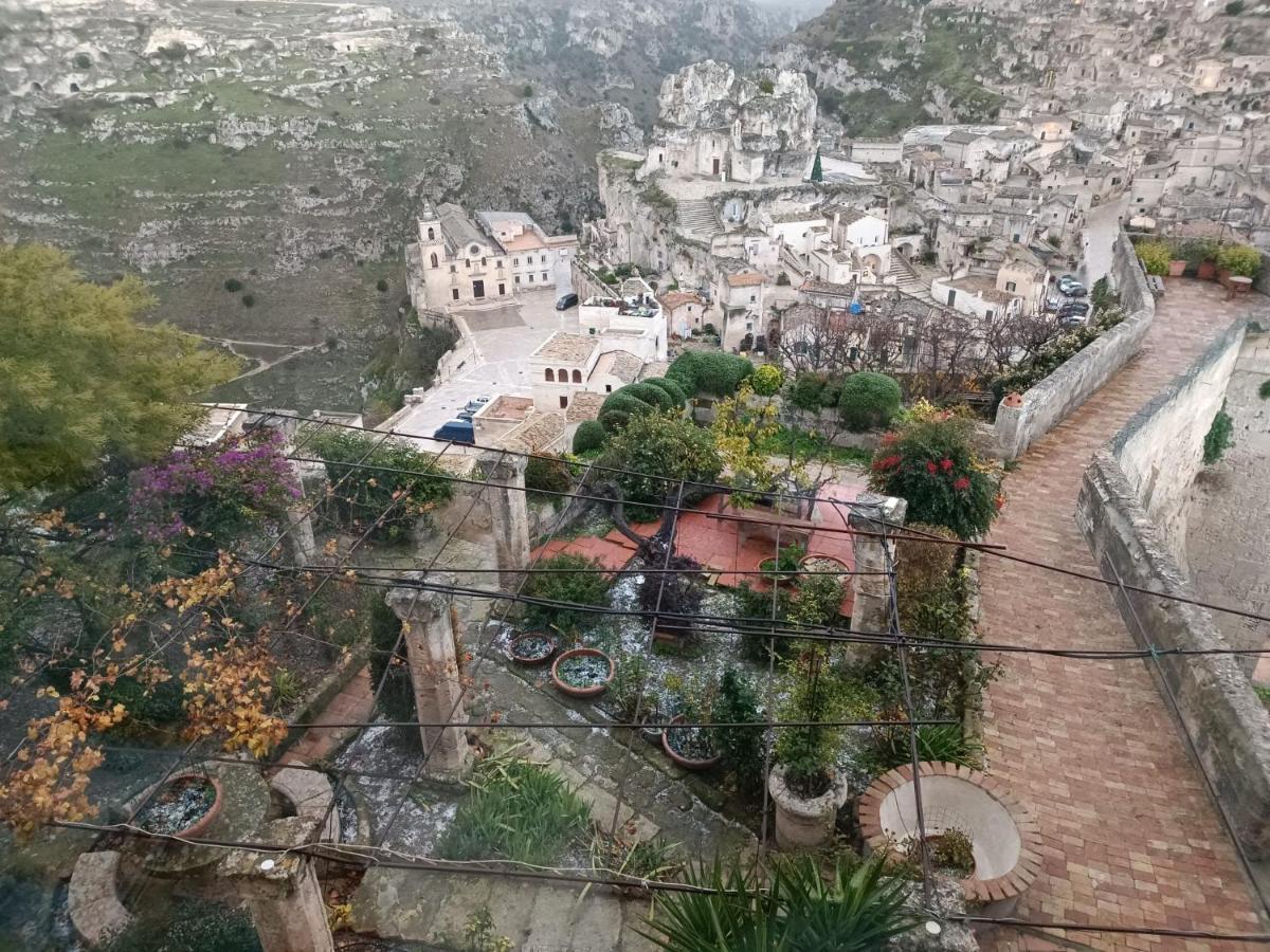 Palazzo Bernardini B & B มาเตรา ภายนอก รูปภาพ
