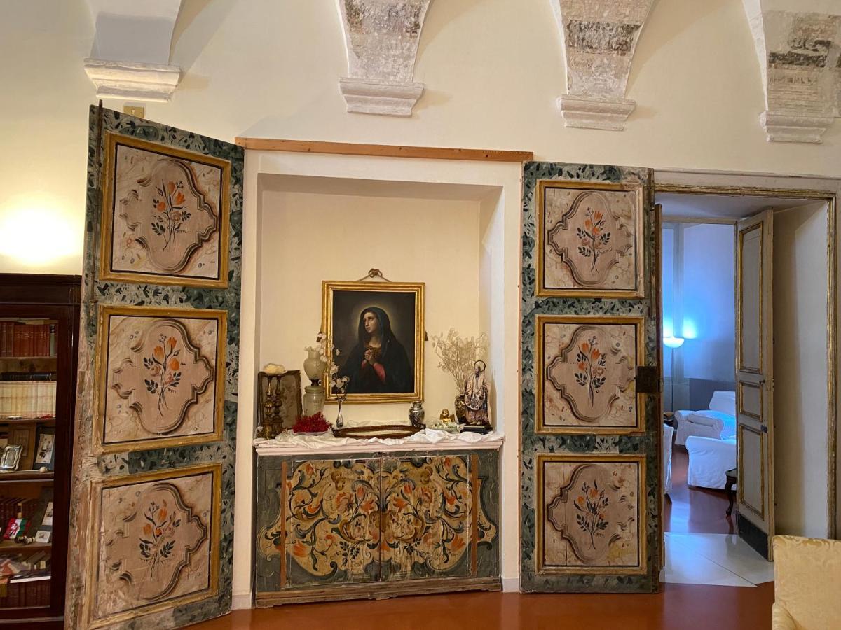 Palazzo Bernardini B & B มาเตรา ภายนอก รูปภาพ