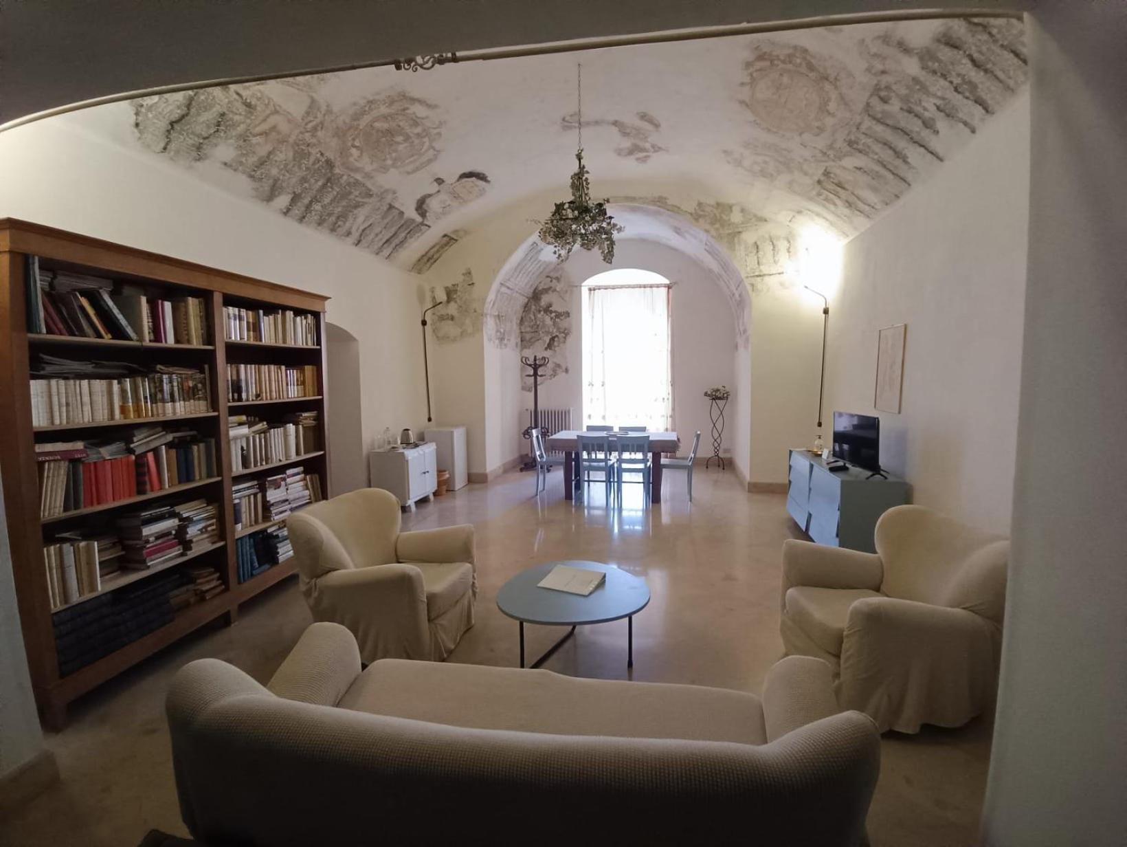 Palazzo Bernardini B & B มาเตรา ภายนอก รูปภาพ