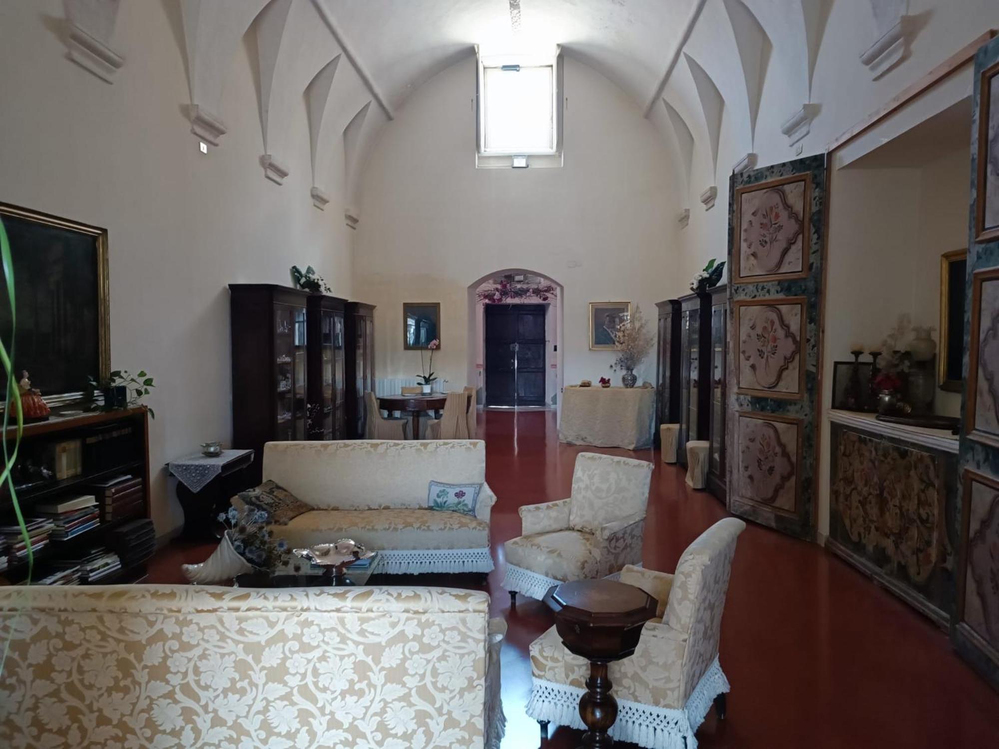 Palazzo Bernardini B & B มาเตรา ภายนอก รูปภาพ